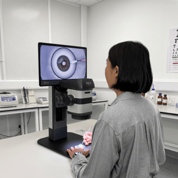 ProteQ-VISO-for-simulated-surgery-web